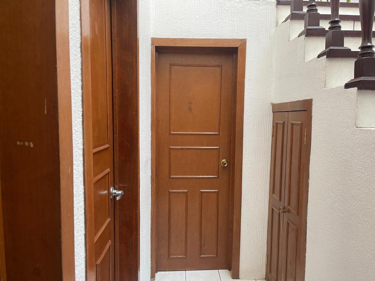 Comoda Habitacion A 10 Min Del Centro Historico De Керетаро Екстер'єр фото