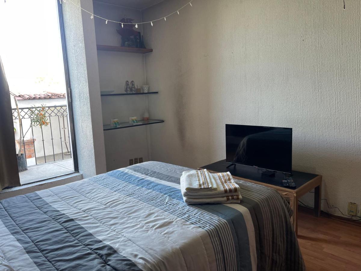 Comoda Habitacion A 10 Min Del Centro Historico De Керетаро Екстер'єр фото