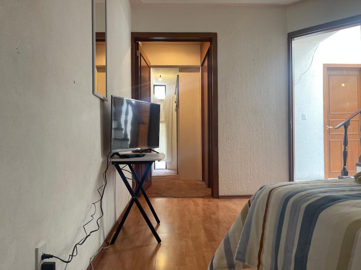 Comoda Habitacion A 10 Min Del Centro Historico De Керетаро Екстер'єр фото